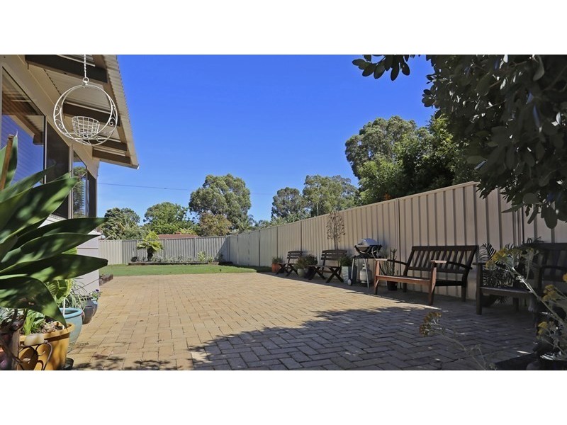 16 Darbal Road, Greenfields WA 6210