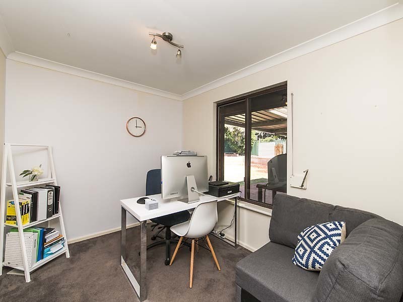 60 Kenton Way, Rockingham WA 6168