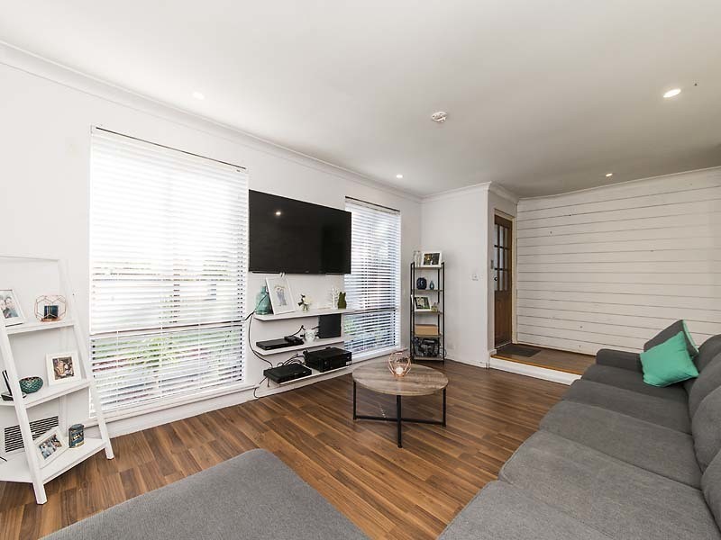 60 Kenton Way, Rockingham WA 6168