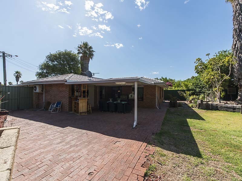 60 Kenton Way, Rockingham WA 6168