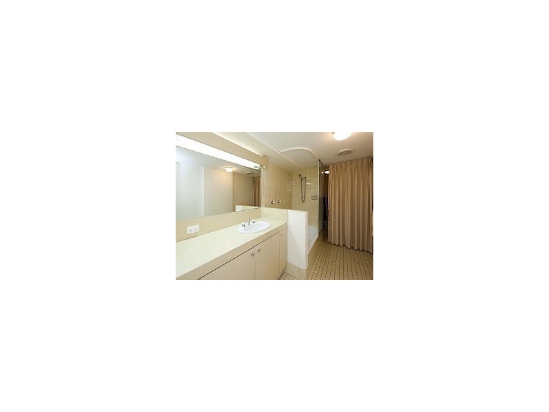 18A/6 Valley Road, Halls Head WA 6210