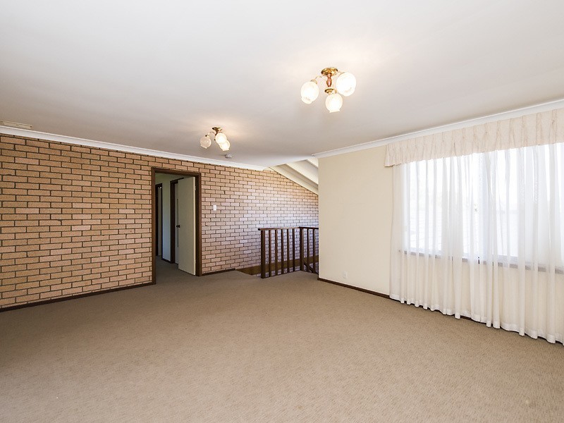 8B Mill Place, Dudley Park WA 6210