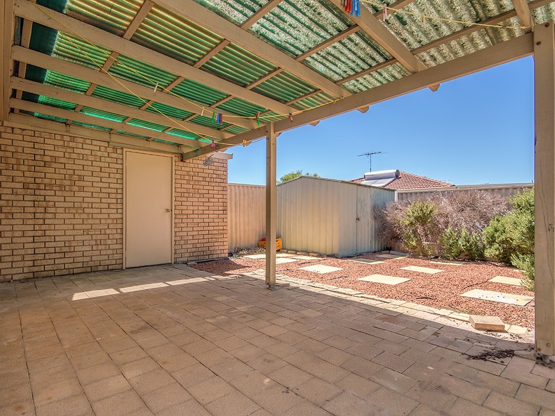 18/96 Simpson Avenue, Rockingham WA 6168