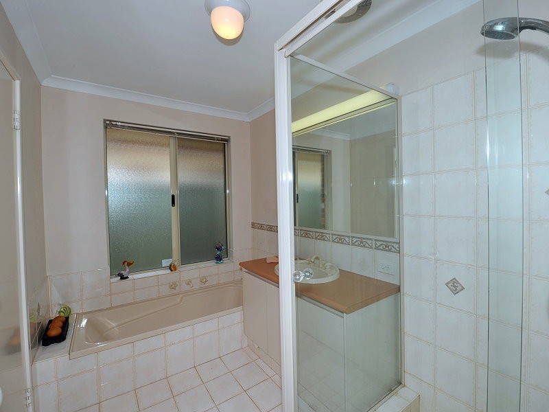 9 Coastal Retreat, Wannanup WA 6210