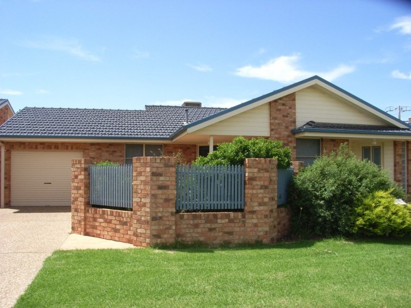 1B Hebden Street, Yoogali NSW 2680