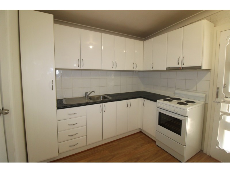 12 Kidman Way, Hanwood NSW 2680