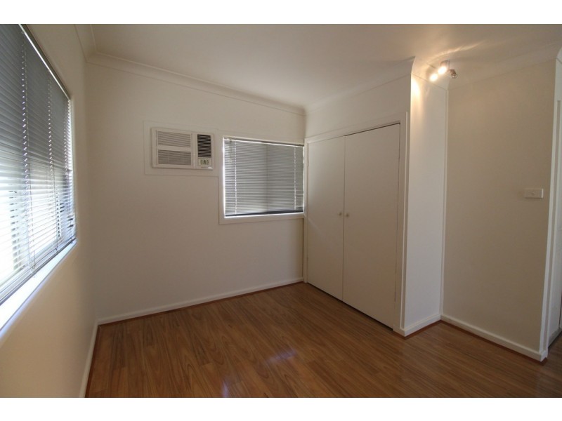 12 Kidman Way, Hanwood NSW 2680