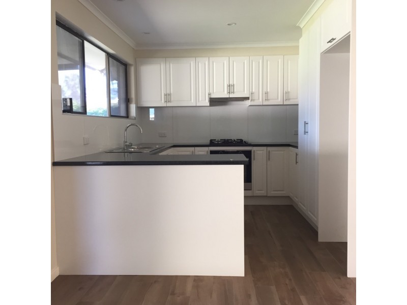 6 School Street, Griffith NSW 2680