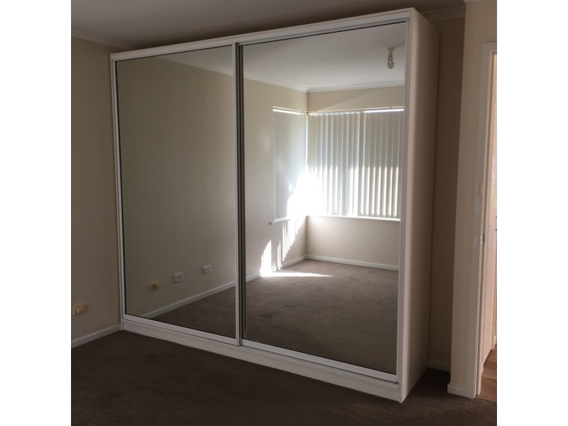 6 School Street, Griffith NSW 2680