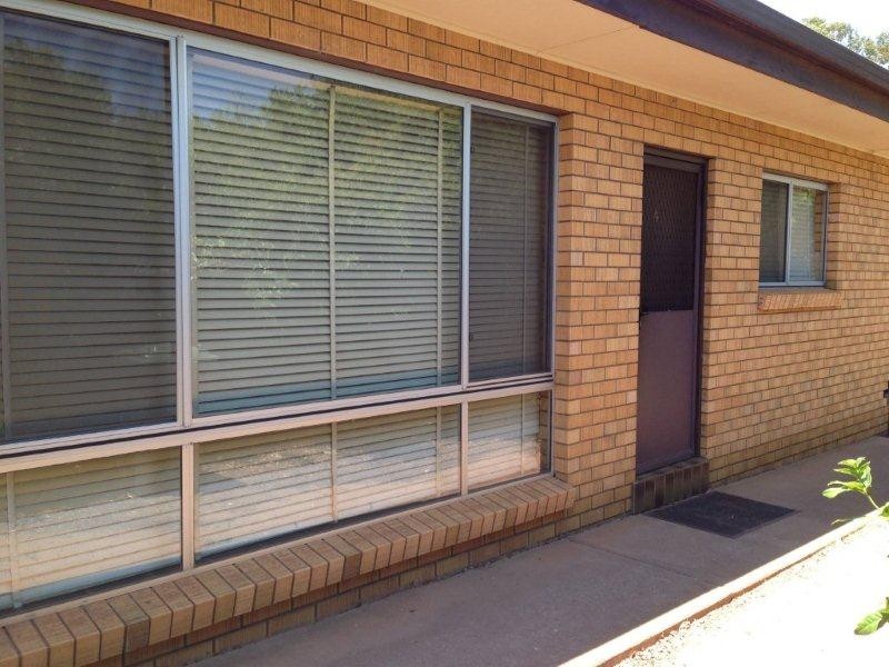 4/45 Kookora Street, Griffith NSW 2680