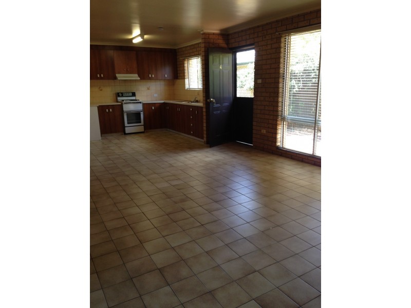 4/45 Kookora Street, Griffith NSW 2680