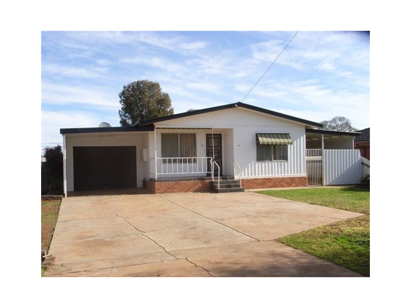 37 Leaver Street, Yenda NSW 2681