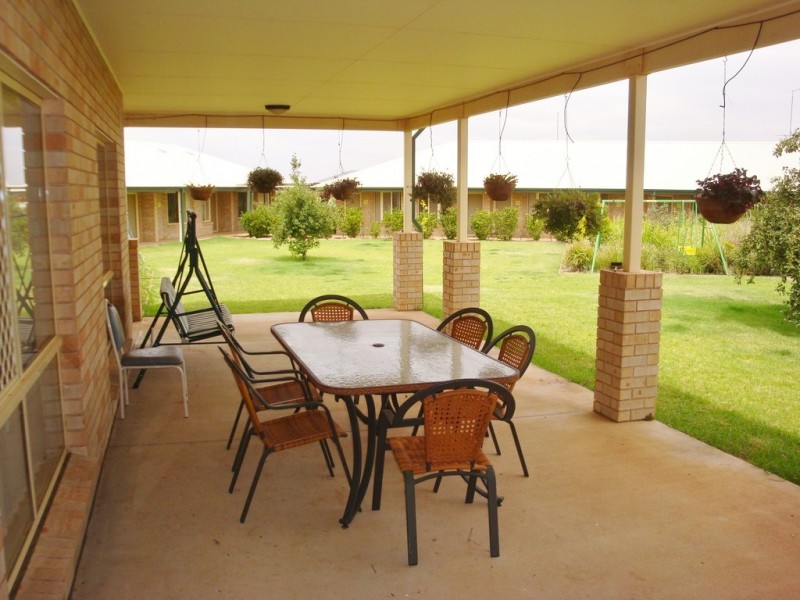 115 Clifton Boulevarde, Griffith NSW 2680