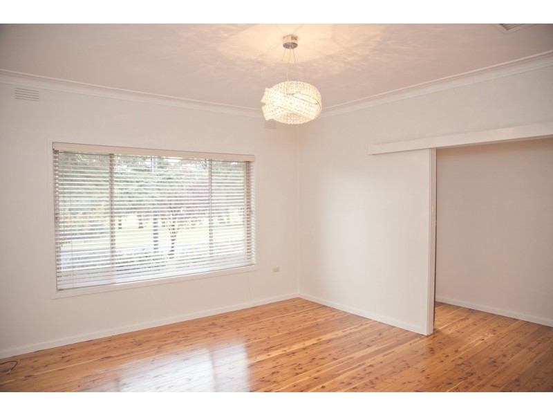 32 Langley Crescent, Griffith NSW 2680