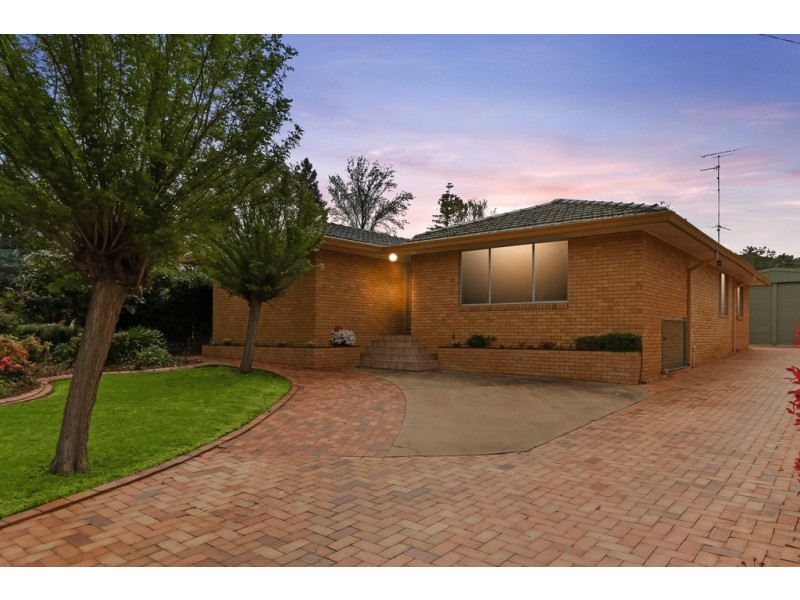 86 Ross Crescent, Griffith NSW 2680