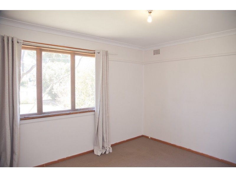 104 Macarthur Street, Griffith NSW 2680