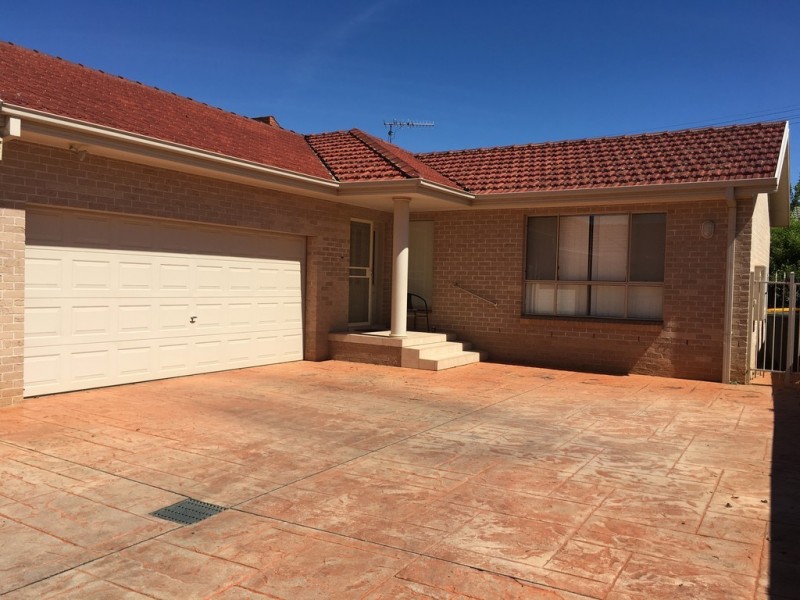277B Wakaden Street, Griffith NSW 2680