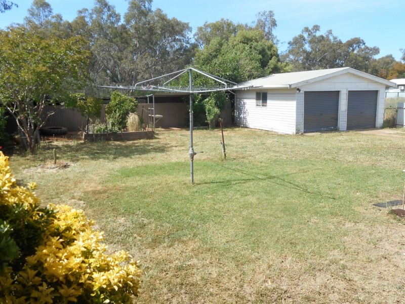 13 Florence Street, Hillston NSW 2675