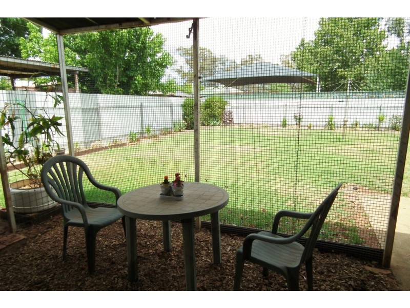 10 Noorla Street, Griffith NSW 2680