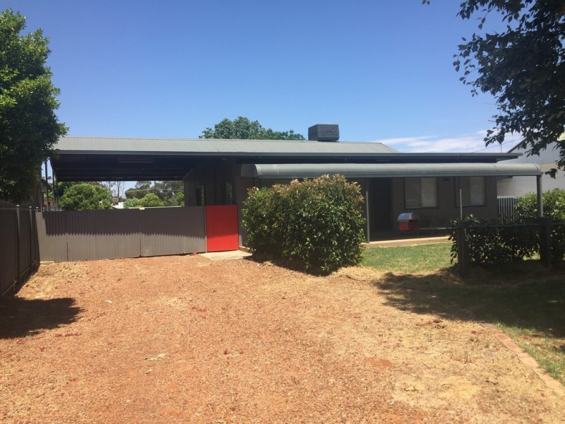 13 Coonong Street, Griffith NSW 2680