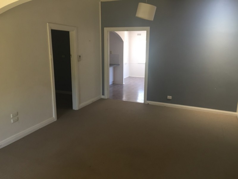 13 Coonong Street, Griffith NSW 2680