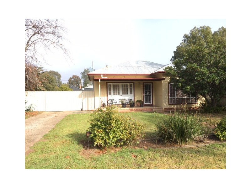 6 Binguie Street, Griffith NSW 2680