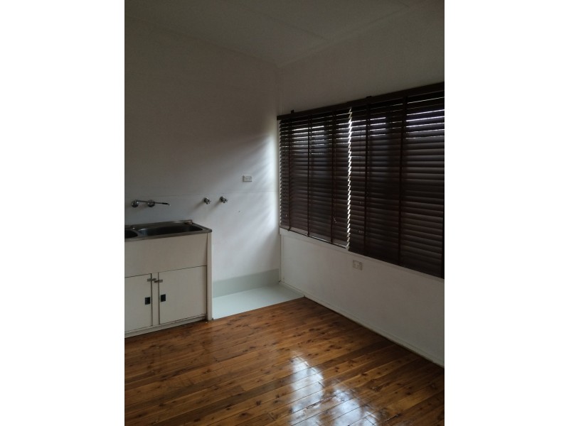 6 Binguie Street, Griffith NSW 2680