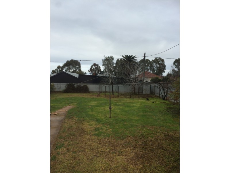 6 Binguie Street, Griffith NSW 2680