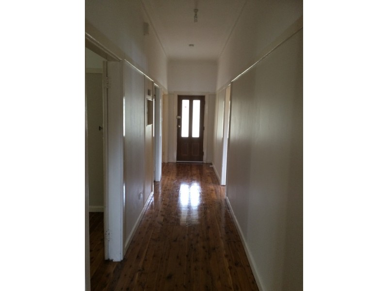 6 Binguie Street, Griffith NSW 2680