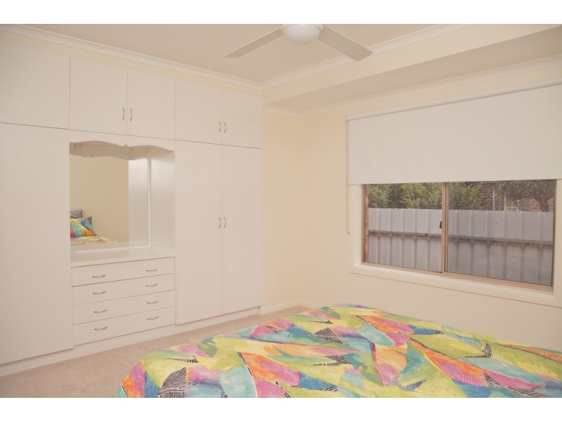 4 Halford Place, Griffith NSW 2680