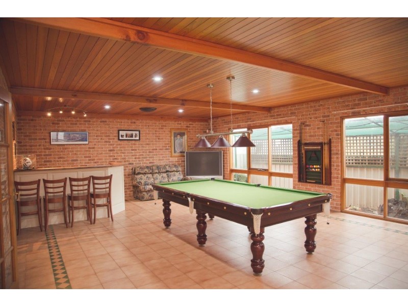 4 Halford Place, Griffith NSW 2680