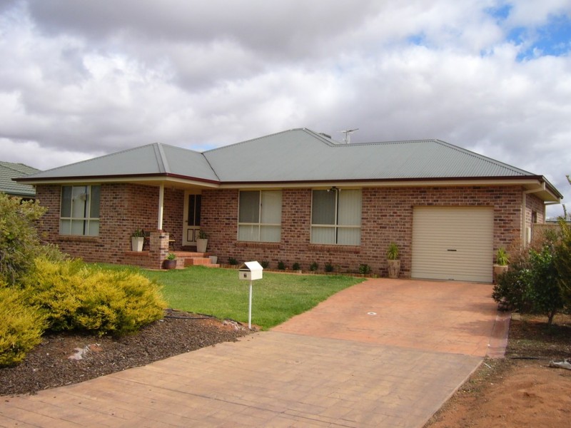 2 GUNDALINE, Griffith NSW 2680