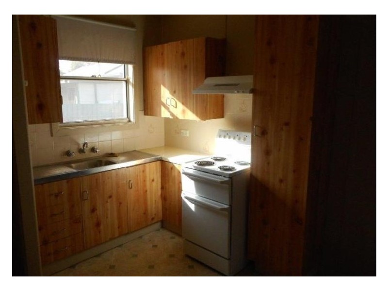 18 Florence Street, Hillston NSW 2675