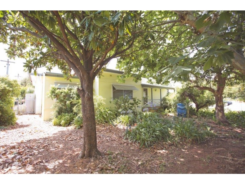 15 Kooba Street, Griffith NSW 2680