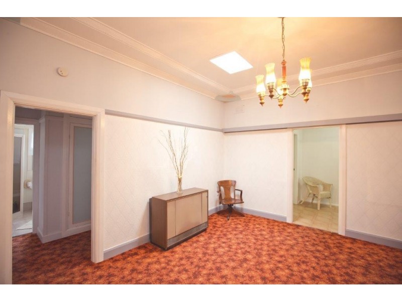 15 Kooba Street, Griffith NSW 2680