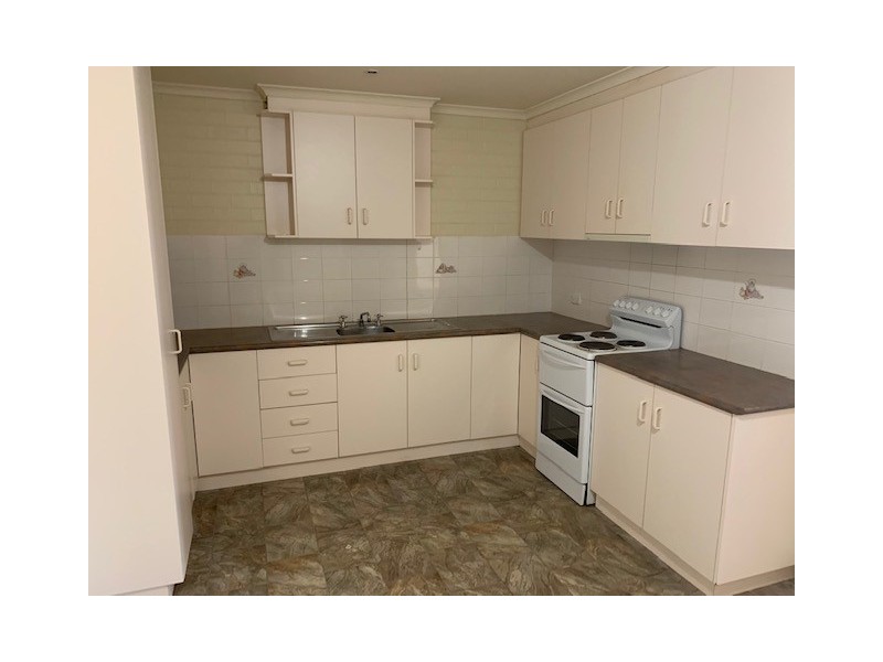 3/10-12 Rose Street, Hillston NSW 2675