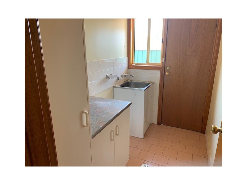 3/10-12 Rose Street, Hillston NSW 2675