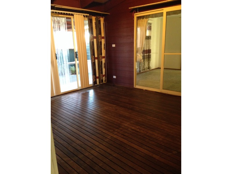 38 Campbell Street, Darlington Point NSW 2706