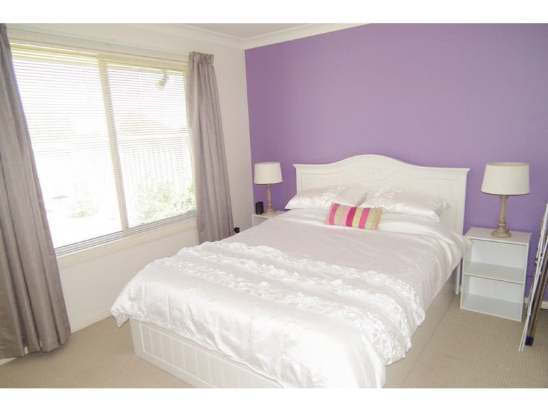 9 Simona Close, Griffith NSW 2680