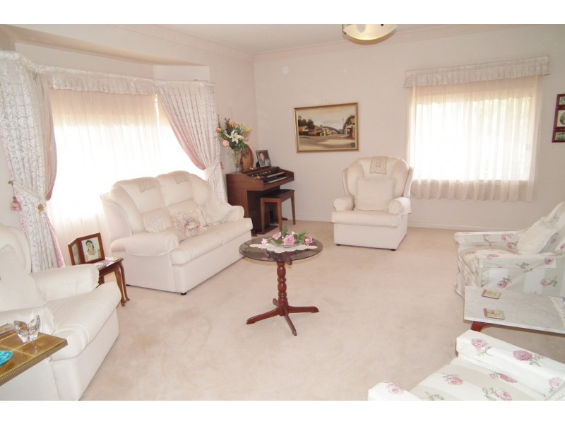 1 Aidan Close, Griffith NSW 2680