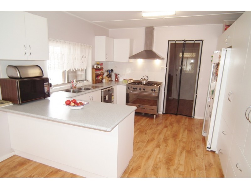 20-22 Leaver Street, Yenda NSW 2681