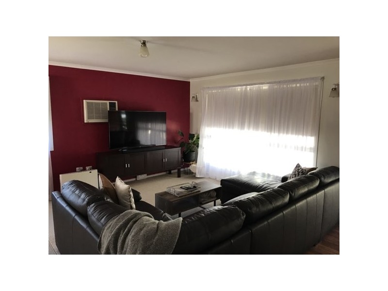 3 Robin Crescent, Coleambally NSW 2707