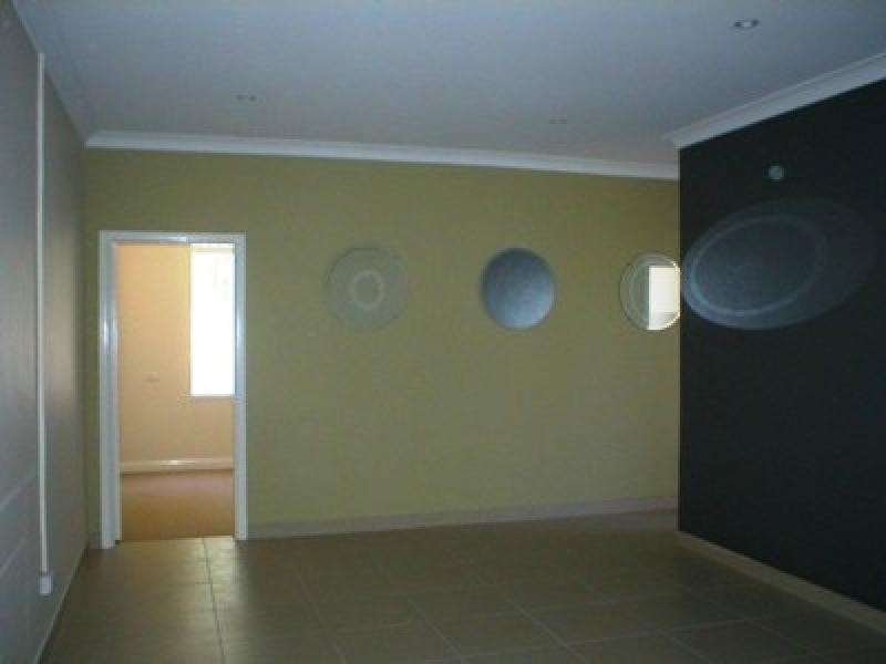 2/7 Kookora, Griffith NSW 2680