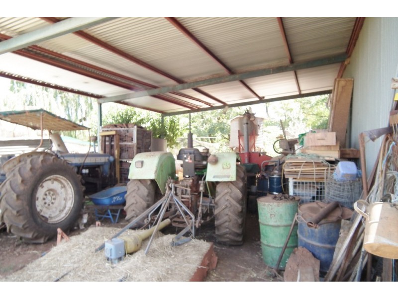 910 Stafford Road, Griffith NSW 2680