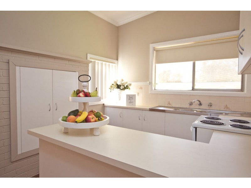 37 Merrigal Street, Griffith NSW 2680