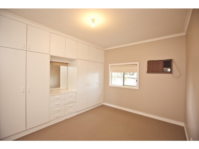 37 Merrigal Street, Griffith NSW 2680