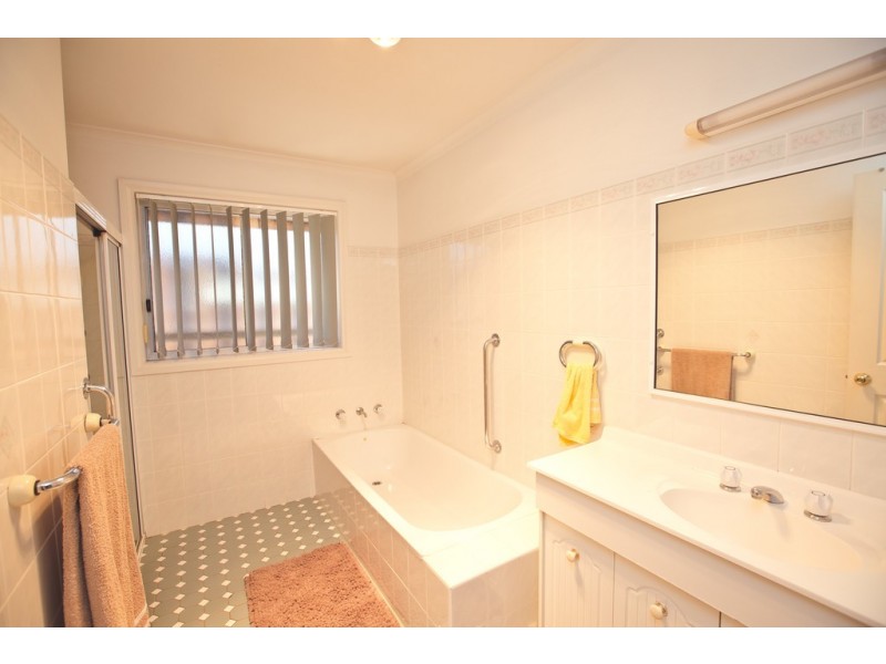 10A Kooringal Avenue, Griffith NSW 2680