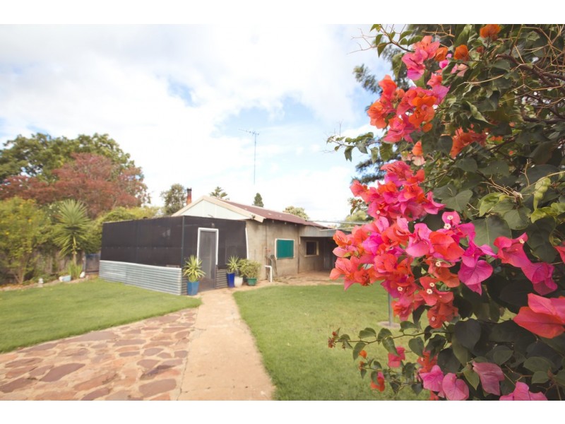 22 Griffin Avenue, Griffith NSW 2680