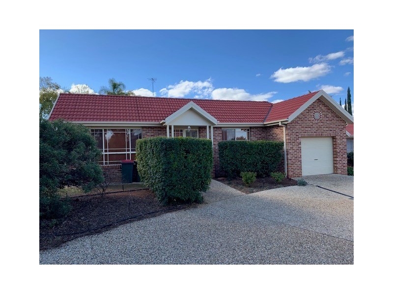 1/15 Robertson Street, Griffith NSW 2680