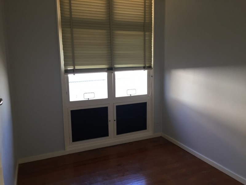 43 Molesworth Street, Hillston NSW 2675